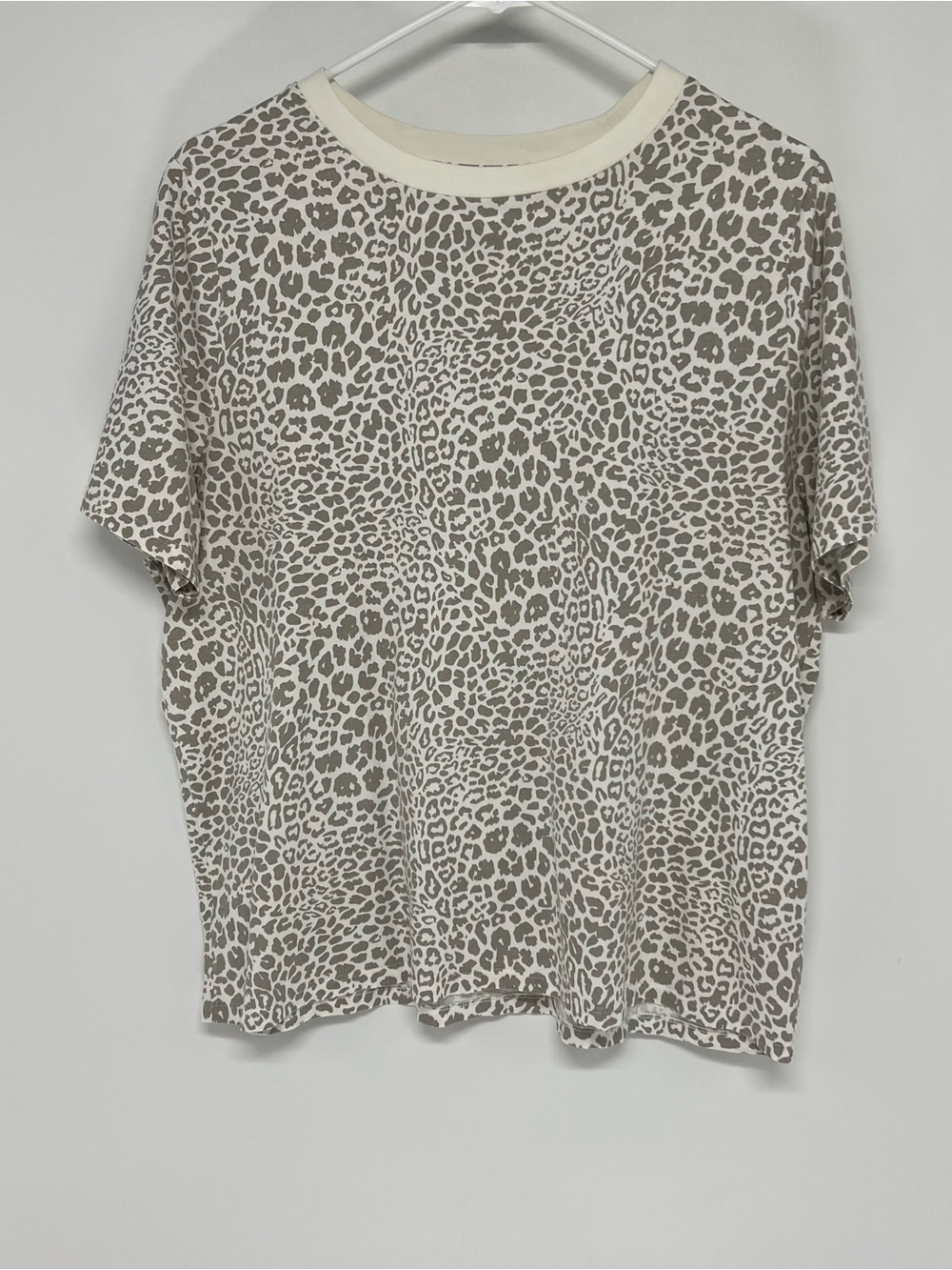 Primark relaxed fit cropped t shirt large